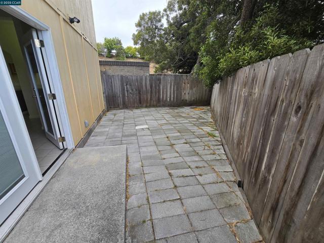 1520 S 55th, Richmond CA: https://media.crmls.org/mediaz/a9b8ee11-2724-4984-8d1d-b77eabfc8dea.jpg