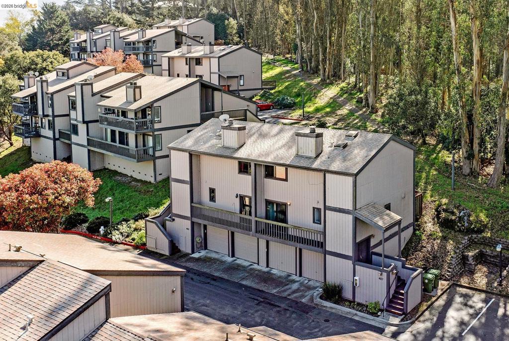 407 Vista Heights Rd