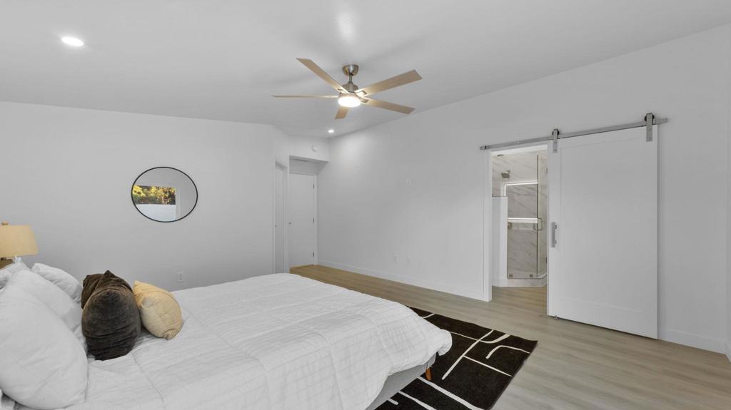 MLS #250043046SD image #24