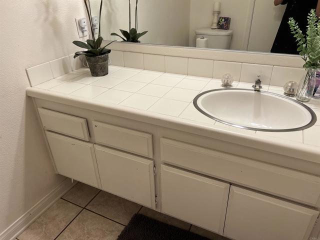 Detail Gallery Image 6 of 15 For 4710 Birchwood Cir, Carlsbad,  CA 92008 - 3 Beds | 2/1 Baths