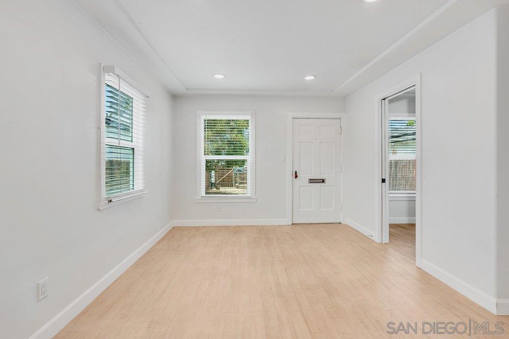 3645 Marlborough Ave - photo 6