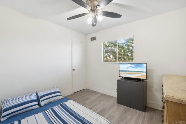 1450 Melrose Avenue, Chula Vista CA: https://media.crmls.org/mediaz/a9bc1d27-d6d4-4613-ae9e-234de0a3d616.jpg