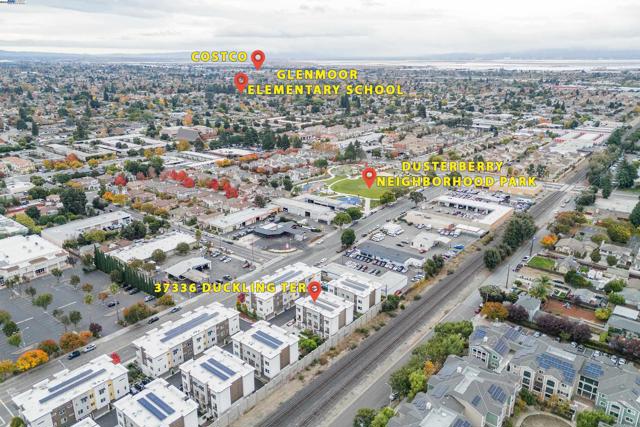 37336 Duckling Ter, Fremont CA: https://media.crmls.org/mediaz/a9bffe58-faf8-4981-9251-1b6aff21ce21.jpg