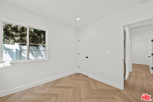 847 Huntley Drive, West Hollywood CA: https://media.crmls.org/mediaz/a9c02c68-f7b3-4219-9c45-99f2d16c644a.jpg