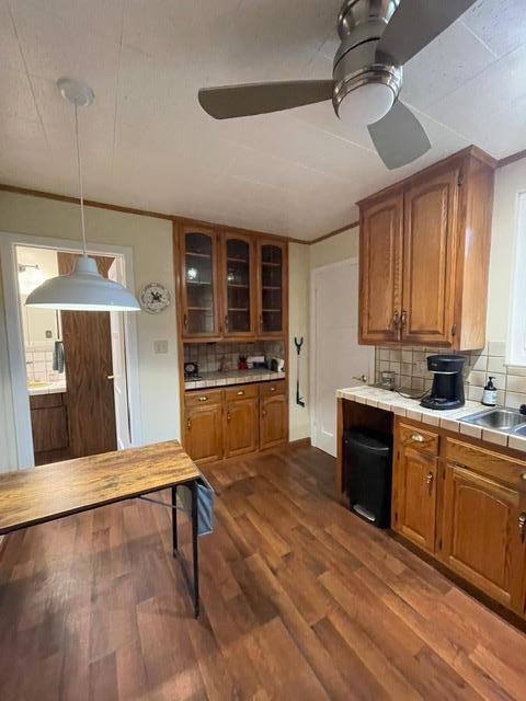 1379 Vista Grande, Millbrae CA: https://media.crmls.org/mediaz/a9c109a7-99bf-4ba3-a542-ad986ef546e7.jpg