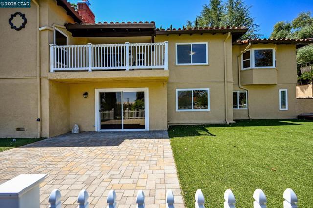 3698 De Rosa Ct, Concord CA: https://media.crmls.org/mediaz/a9c1196b-5dc3-4e66-abc2-a9b99376b1fa.jpg