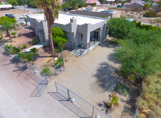 67781 Ocotillo Trail, Desert Hot Springs CA: https://media.crmls.org/mediaz/a9c2a60c-8365-4c99-9c0a-016065895a0f.jpg