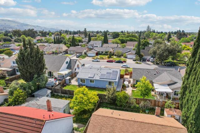 3039 Vesuvius Lane, San Jose CA: https://media.crmls.org/mediaz/a9c4d5fc-c45b-4310-b4ac-1db1dbe8925a.jpg