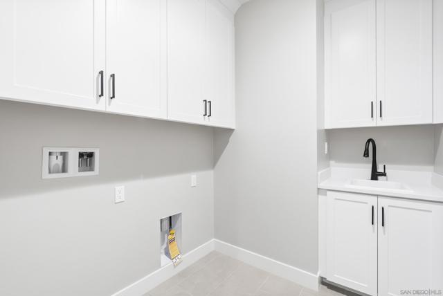 1238 Topanga Dr, San Marcos CA: https://media.crmls.org/mediaz/a9c4fab9-ec95-4e37-89bd-064bce1122ce.jpg