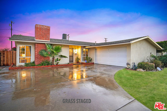 20462 Payeras Street photo 1