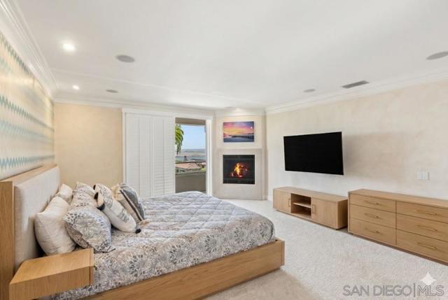617 Gage Drive, San Diego CA: https://media.crmls.org/mediaz/a9c68320-3dc8-4ac5-84c7-8239e640b3eb.jpg