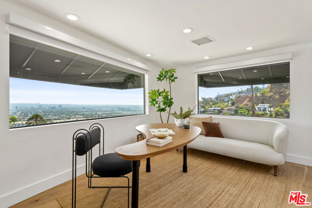 8021 Floral Avenue, Los Angeles CA: https://media.crmls.org/mediaz/a9c805d8-d46b-4481-bcb0-4ef3b496ccb5.jpg