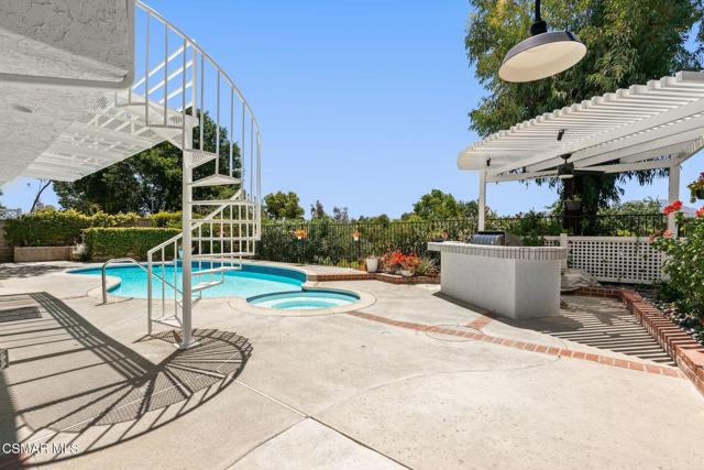 1984 Nettlebrook Street, Westlake Village CA: https://media.crmls.org/mediaz/a9c94994-d53b-4488-a150-65ffd0314dc5.jpg