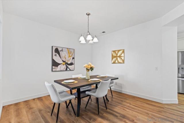 817 Avenida Codorniz, San Marcos CA: https://media.crmls.org/mediaz/a9c9a6ba-f437-443b-b0b1-c8413a7174e3.jpg