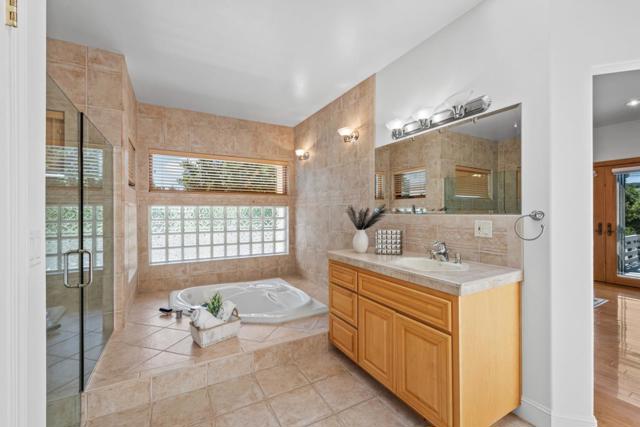 229 Payne Road, San Juan Bautista CA: https://media.crmls.org/mediaz/a9caf281-83f6-4487-a7e2-2b2bf76c41f4.jpg