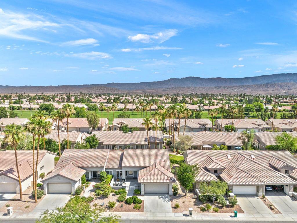 78352 Yucca Blossom Drive