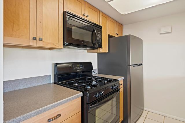 1552 S Camino Real, Palm Springs CA: https://media.crmls.org/mediaz/a9ccde4f-aade-40e0-97c4-4d28fd3fc2dd.jpg