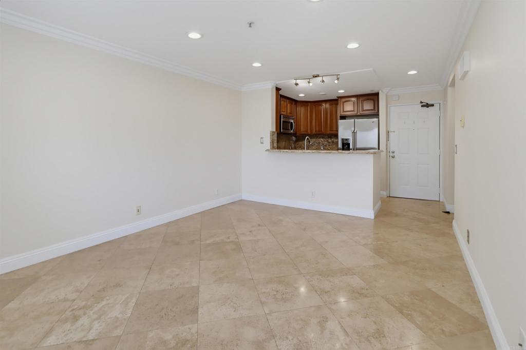 8889 Caminito Plaza Centro - photo 13