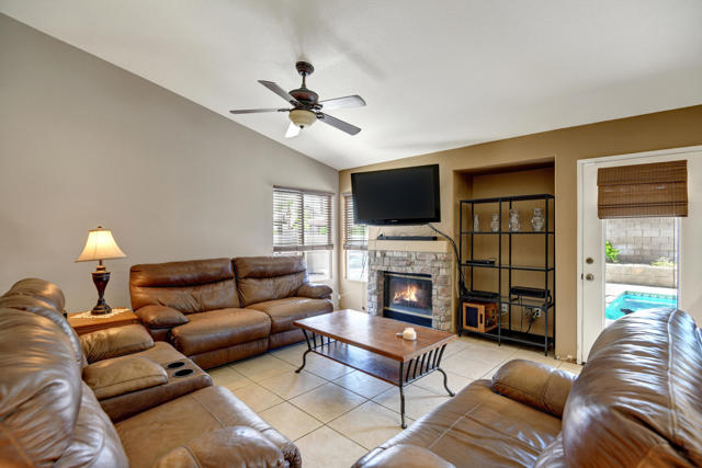 Image 8 of 18 For 45195 Sun Brook Lane