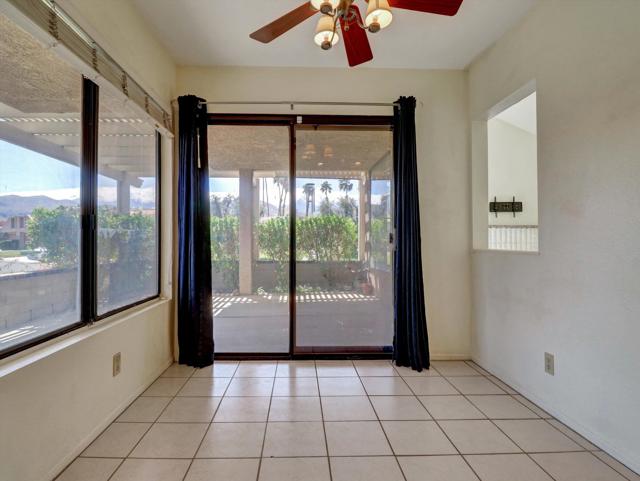 35738 Calle Montigo, Cathedral City CA: https://media.crmls.org/mediaz/a9cd2e85-2087-4488-a3fb-61e2f54a36cf.jpg