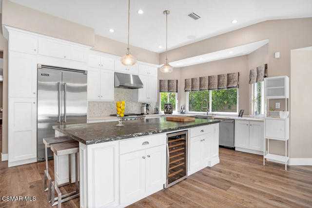 4953 Kilburn Court, Oak Park CA: https://media.crmls.org/mediaz/a9cdcaa3-e7e7-4038-a0db-a429020f1d86.jpg