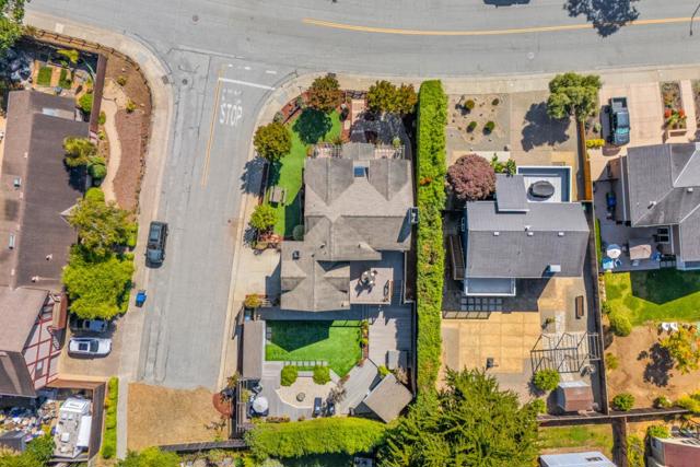 2200 Dolphin Drive, Aptos CA: https://media.crmls.org/mediaz/a9d011fe-adef-4260-9d85-80fc59c29340.jpg