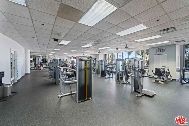 4316 Marina City Drive, Marina del Rey CA: https://media.crmls.org/mediaz/a9d03776-fb92-4b4e-bec3-e71266eb07f7.jpg
