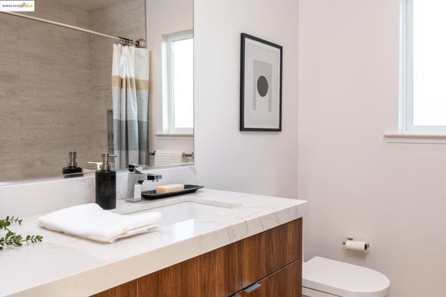 207 Cambridge Ave, Kensington CA: https://media.crmls.org/mediaz/a9d0ff27-5e9e-4378-bcfc-9c35004821a7.jpg