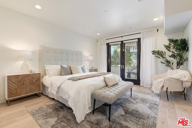 2 Bed Home for Sale in Los Angeles, California
