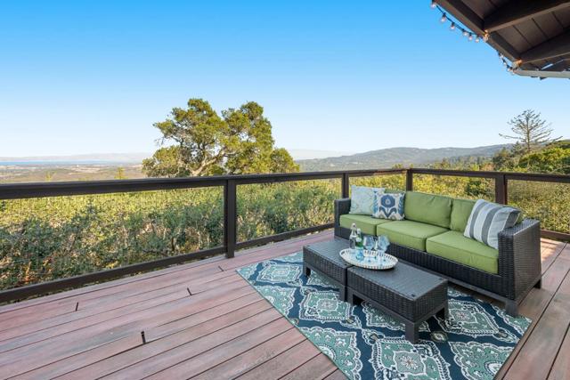 168 Sunrise Drive, Woodside CA: https://media.crmls.org/mediaz/a9d2d78d-f22d-4964-a43d-dc6704f14f93.jpg