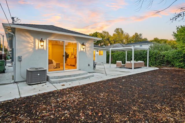 631 Wilson Court, Santa Clara CA: https://media.crmls.org/mediaz/a9d2f955-10d0-4c06-8ab0-49039f27a77b.jpg