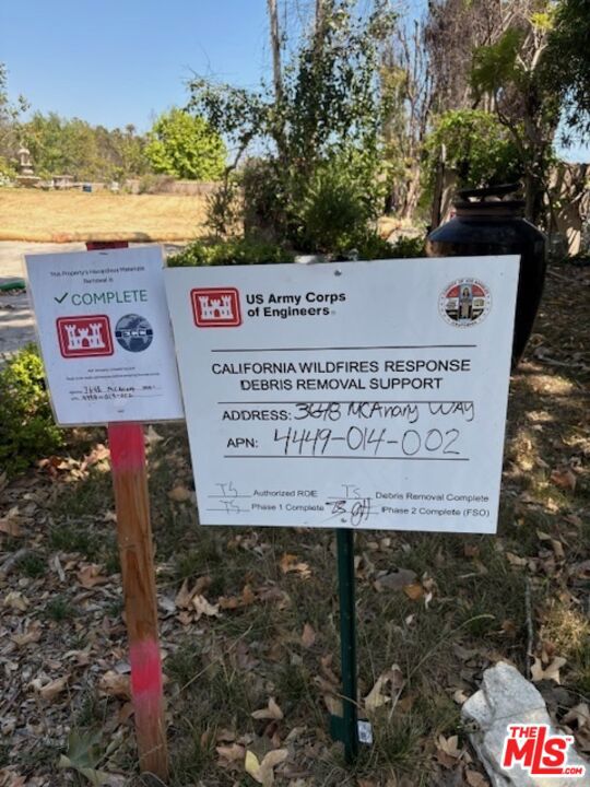 3648 Mcanany Way, Malibu CA: https://media.crmls.org/mediaz/a9d32042-87f3-469a-a120-cadc63cfd73a.jpg