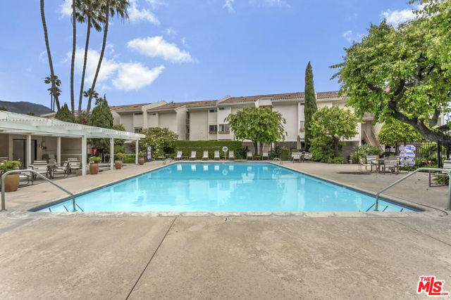23910 De Ville Way, D photo 42