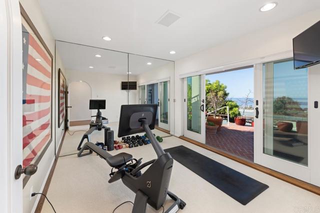 Image 16 of 27 For 1420 La Jolla Knoll