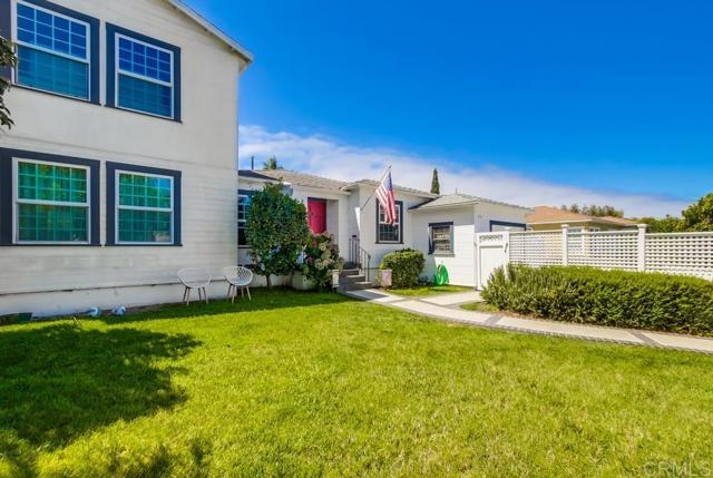 4141 Whittier Street, Ocean Beach (San Diego) CA: https://media.crmls.org/mediaz/a9d55e0b-edab-4534-8cd5-8a8bdac44ce6.jpg