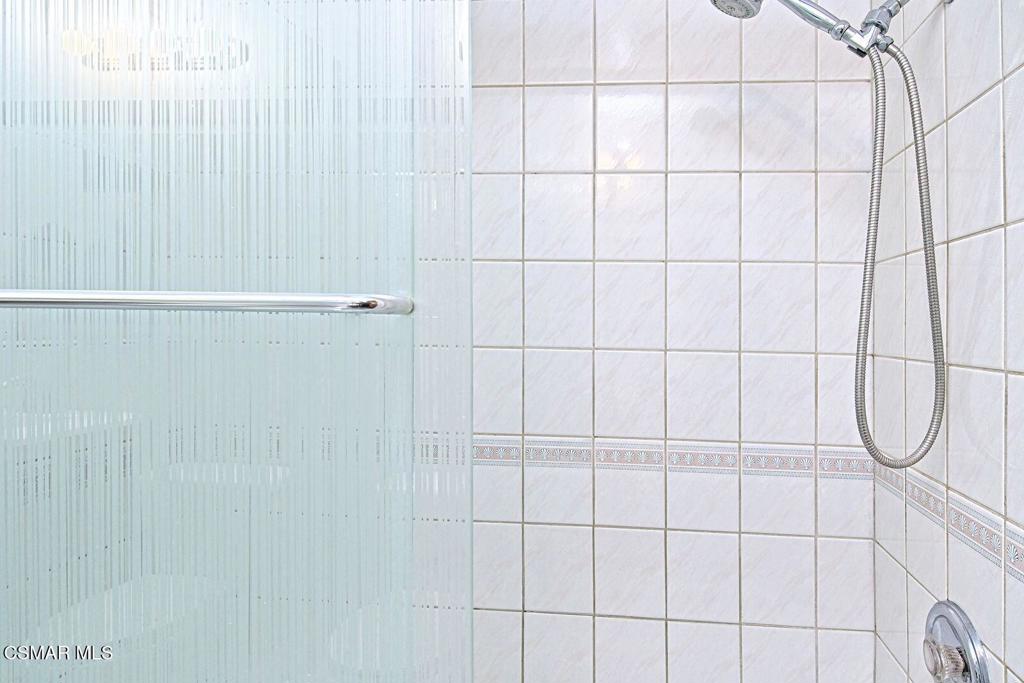 https://media.crmls.org/mediaz/a9d5dd42-0fe5-4969-aaaa-20797ca6acba.jpg?preset=X-Large