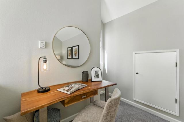 1090 Shoreline Drive, San Mateo CA: https://media.crmls.org/mediaz/a9d65e1a-2849-43d8-a55c-92508013a819.jpg