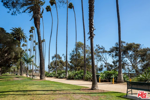 220 SAN VICENTE Boulevard, 609 photo 15