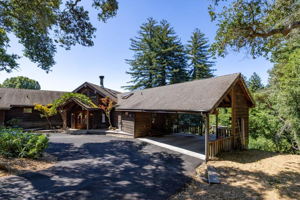 A9D8Bdc6 Baf2 45D3 87D2 50E3A1Cd8F88 994 Laurel Grove Drive, Soquel, Ca 95073 &Lt;Span Style='BackgroundColor:transparent;Padding:0Px;'&Gt; &Lt;Small&Gt; &Lt;I&Gt; &Lt;/I&Gt; &Lt;/Small&Gt;&Lt;/Span&Gt;