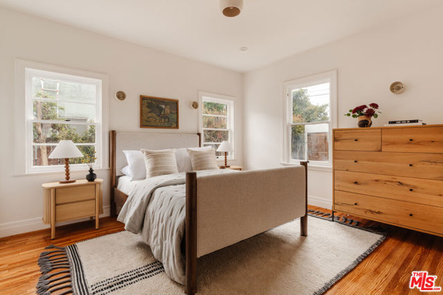 3029 S Norton Avenue, Los Angeles CA: https://media.crmls.org/mediaz/a9d8ccb5-807e-44d1-bfd3-e2f8fcd5df71.jpg