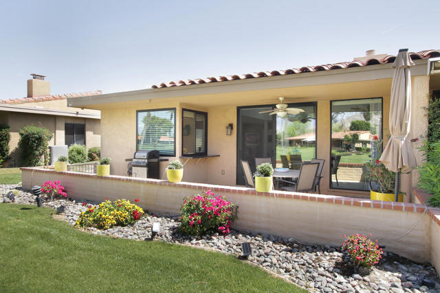 Image 31 of 42 For 74 La Ronda Drive