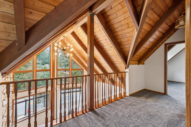 27157 Peninsula Drive, Lake Arrowhead, CA 92352