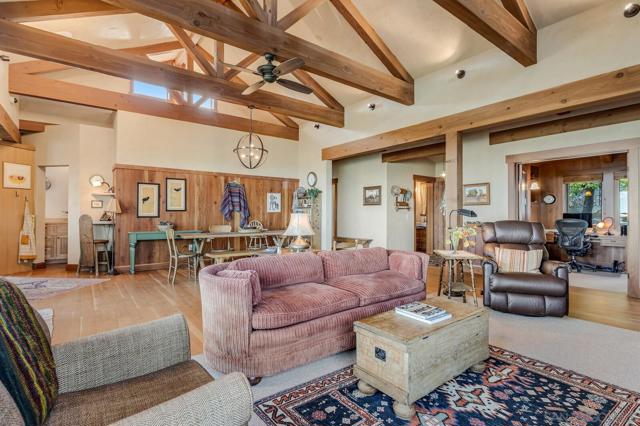 35750 Mountain Circle Drive, Julian CA: https://media.crmls.org/mediaz/a9da2deb-307b-4193-ad5c-d90790c8a959.jpg