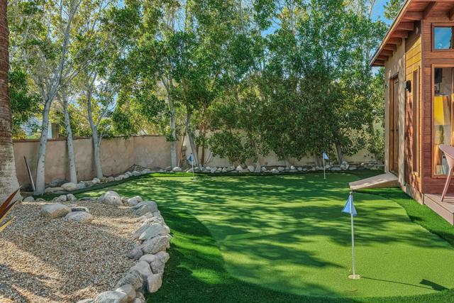 2525 N Farrell Drive, Palm Springs CA: https://media.crmls.org/mediaz/a9dabdfe-97fc-441a-bfd6-c6116fc54ab4.jpg