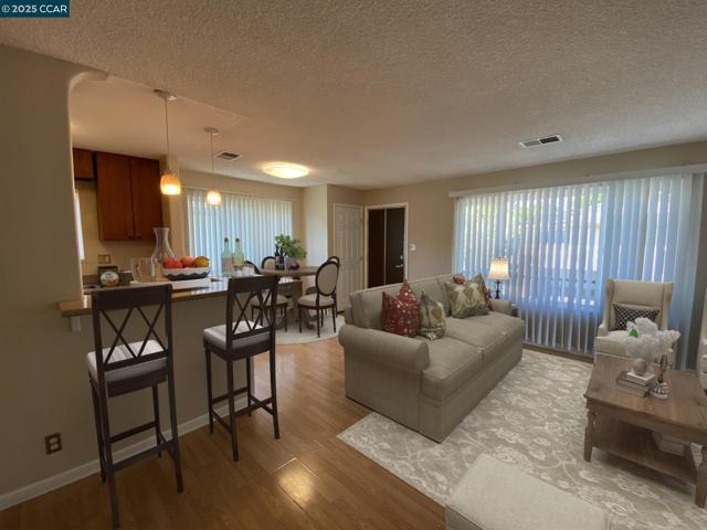 2118 Peppertree Way, Antioch CA: https://media.crmls.org/mediaz/a9daea7c-e8ea-4a43-b0c8-1dd6139f563d.jpg