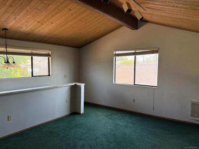 6056 Winfield Ave, La Mesa CA: https://media.crmls.org/mediaz/a9db8f1a-1838-46d3-9aeb-6298d46971ed.jpg