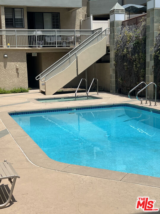 19009 Sherman Way, Reseda CA: https://media.crmls.org/mediaz/a9dc2e38-0c9e-4cd2-8509-b17e90ebc2bf.jpg