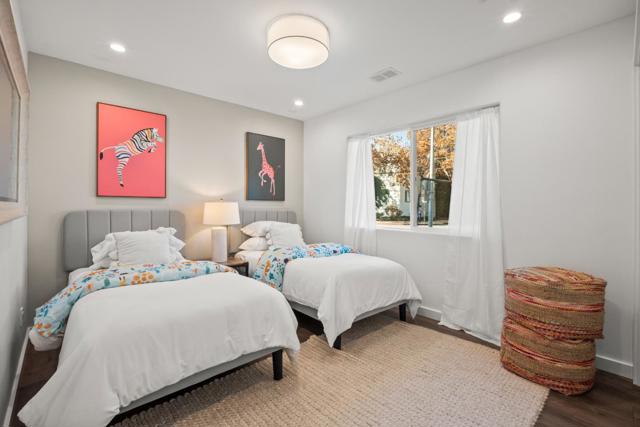 1300 2nd Avenue, San Mateo CA: https://media.crmls.org/mediaz/a9dcf285-2bc4-4da6-b4a1-84806ecfb45a.jpg