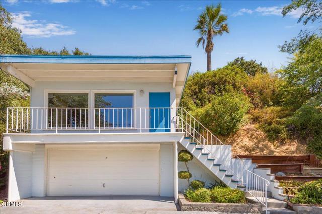 1372 Inverness Drive, Pasadena CA: https://media.crmls.org/mediaz/a9dd2ccd-be3a-4268-b751-006113043873.jpg