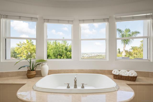 5480 Valerio Trl, San Diego CA: https://media.crmls.org/mediaz/a9dd8ea3-342e-4f59-9940-55899b37d2e3.jpg